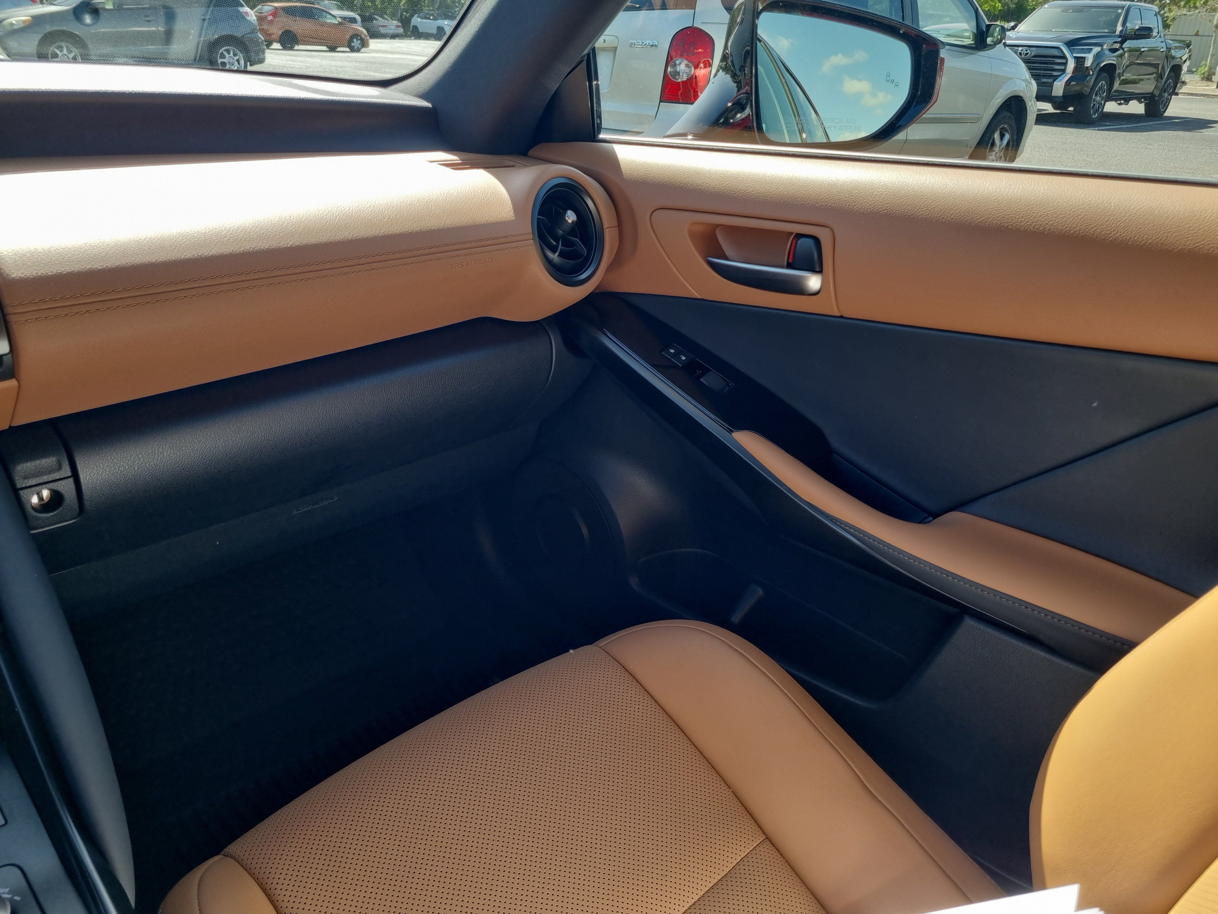 2024 Lexus IS 300