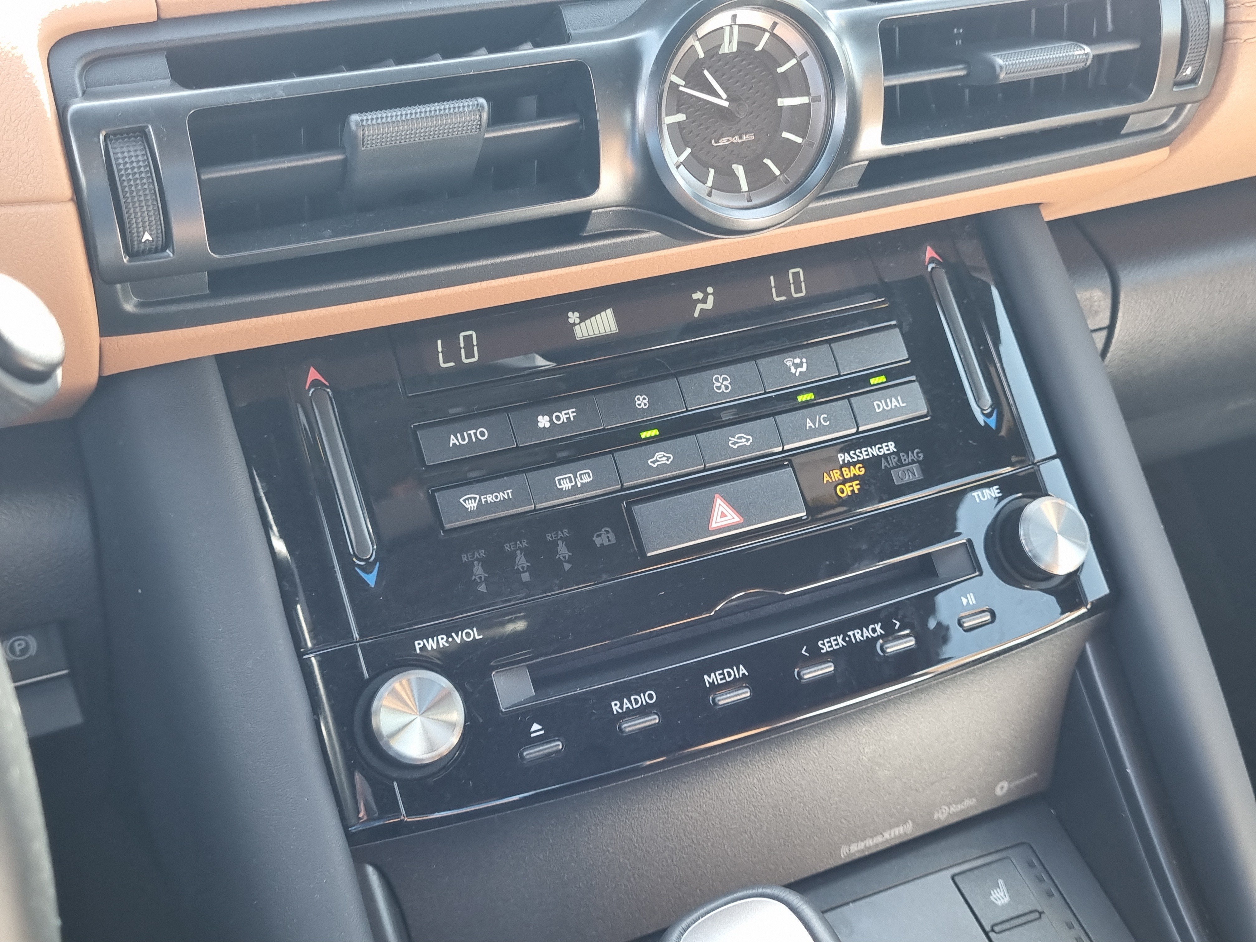 2024 Lexus IS 300