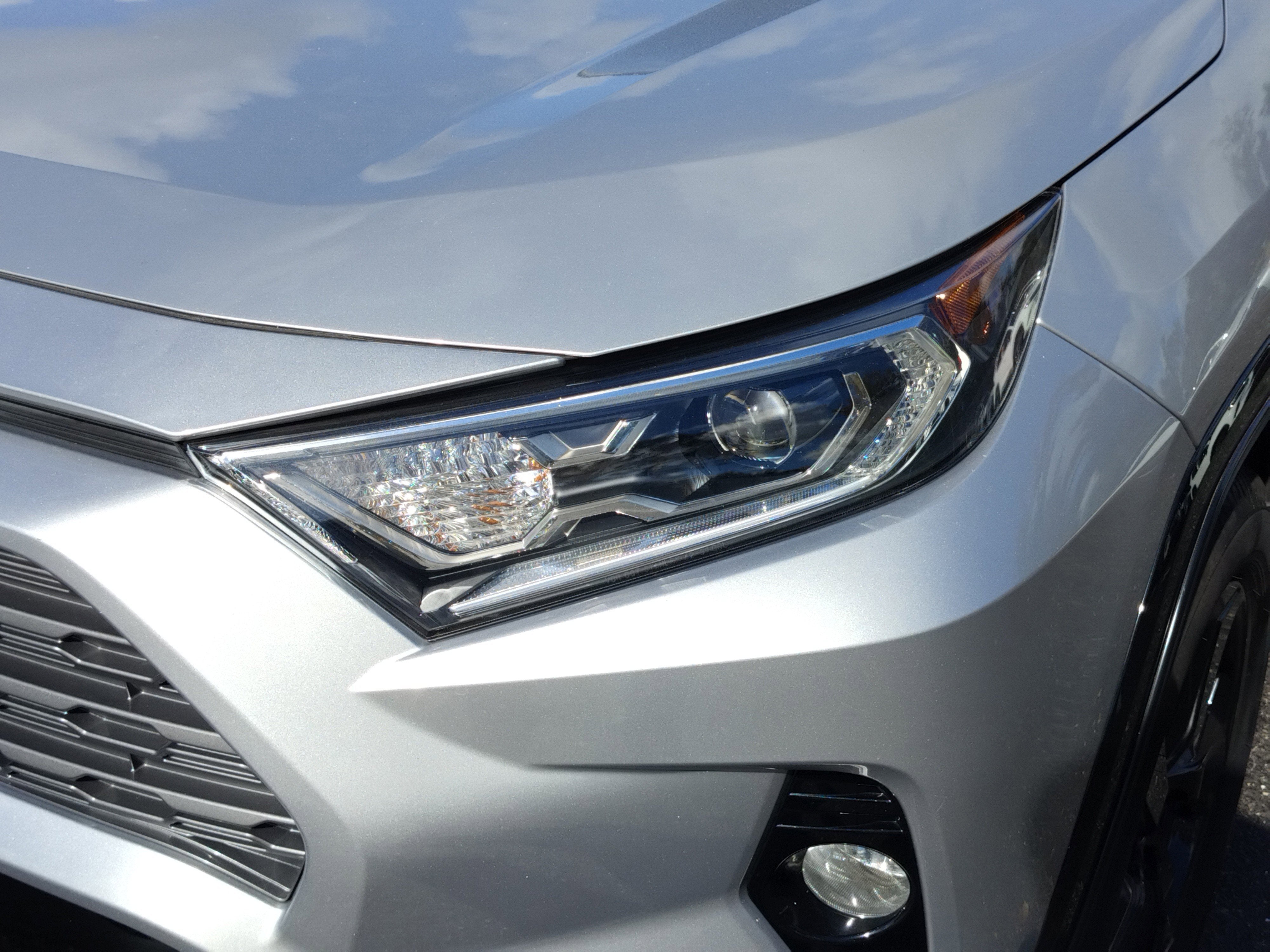 2020 Toyota RAV4 Hybrid XSE
