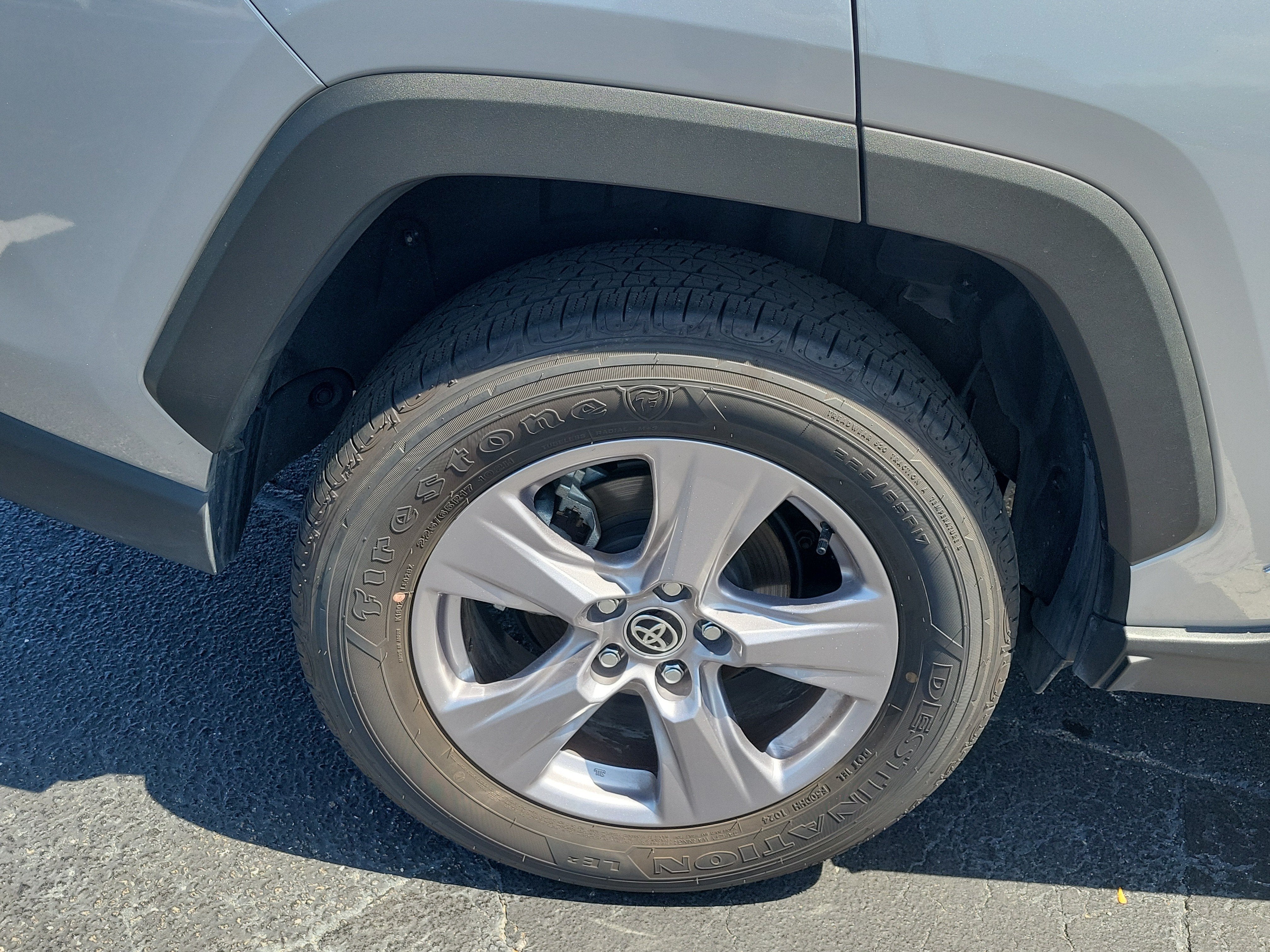 2024 Toyota RAV4 Hybrid LE