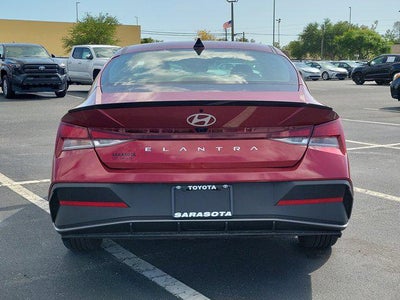 2025 Hyundai Elantra SEL Sport