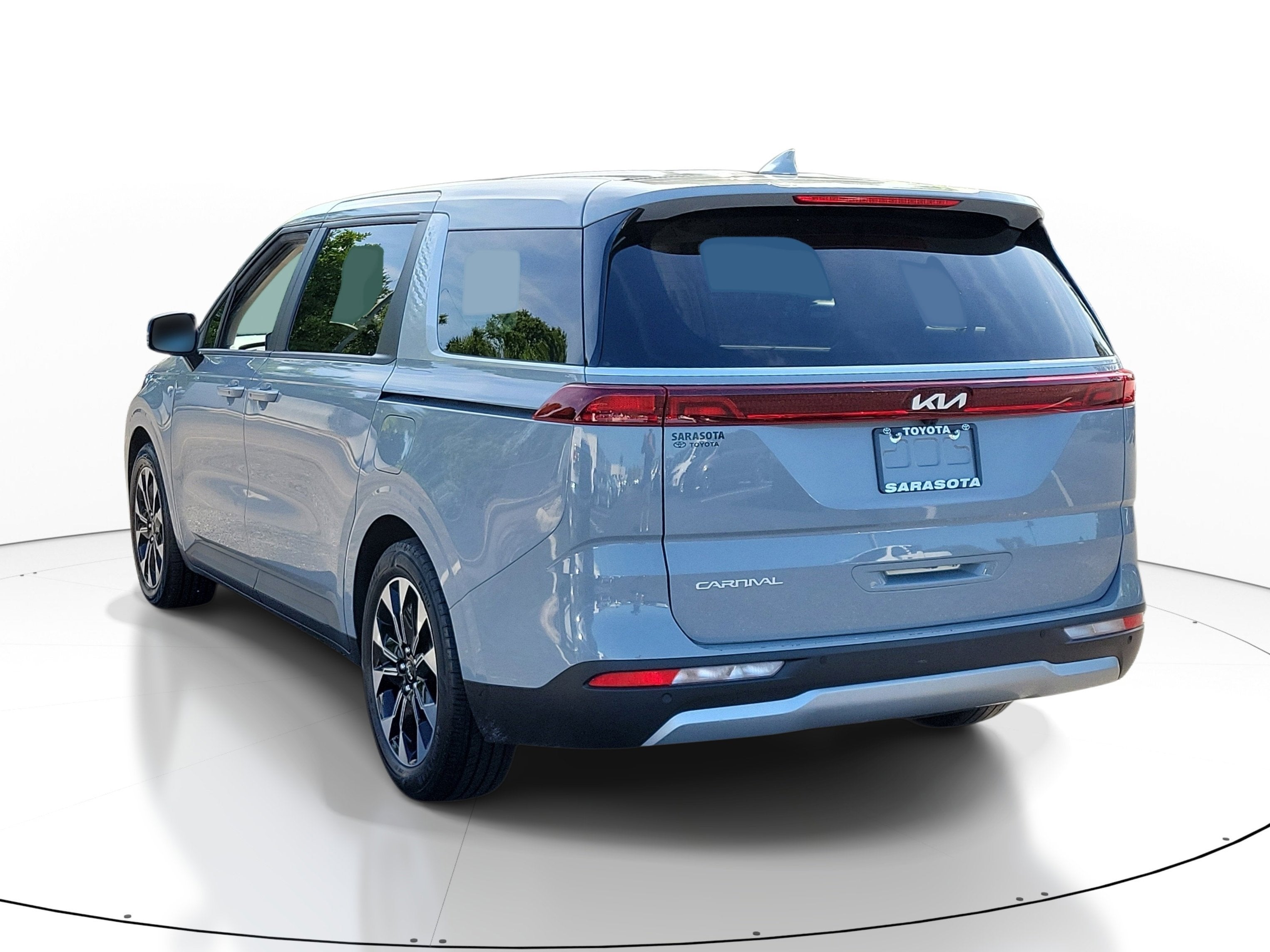 2024 Kia Carnival EX