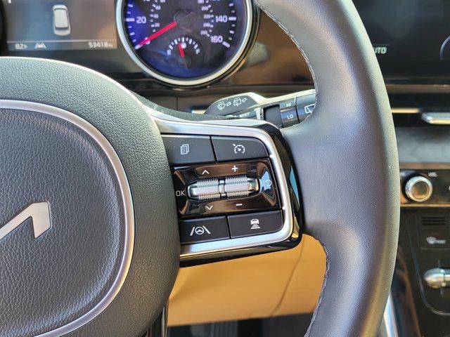 2024 Kia Carnival EX