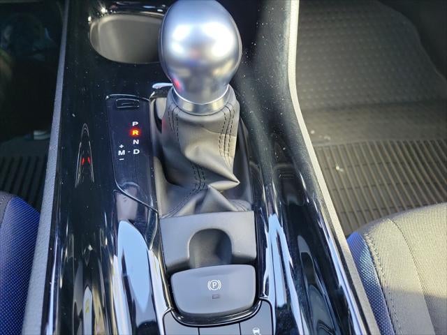 2022 Toyota C-HR XLE
