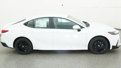 2026 Toyota Camry SE AWD