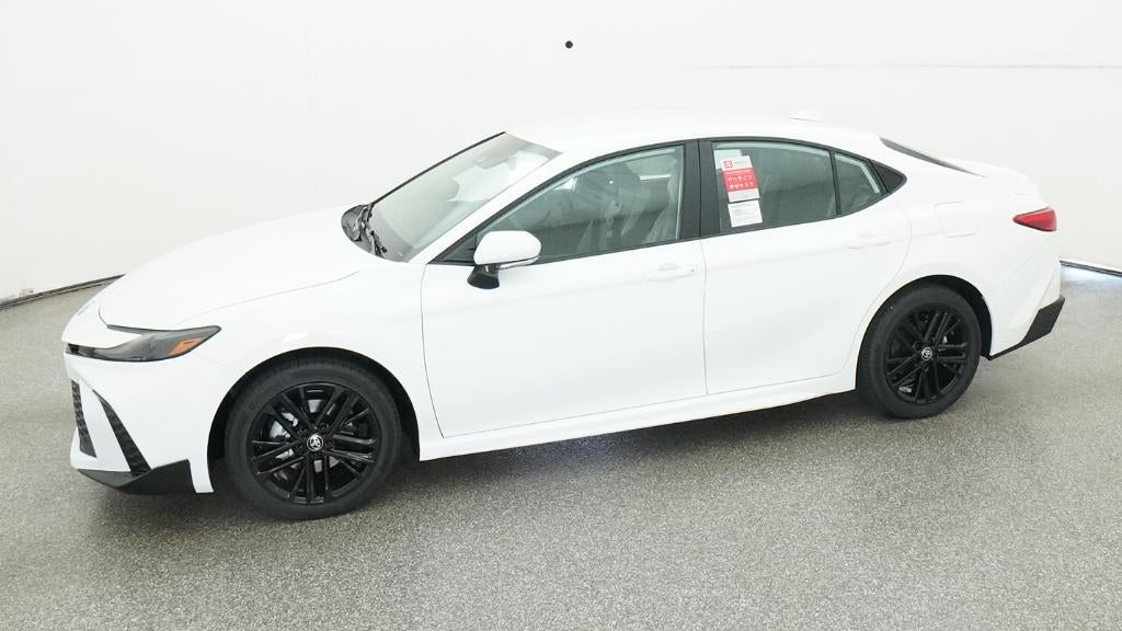 2026 Toyota Camry SE AWD