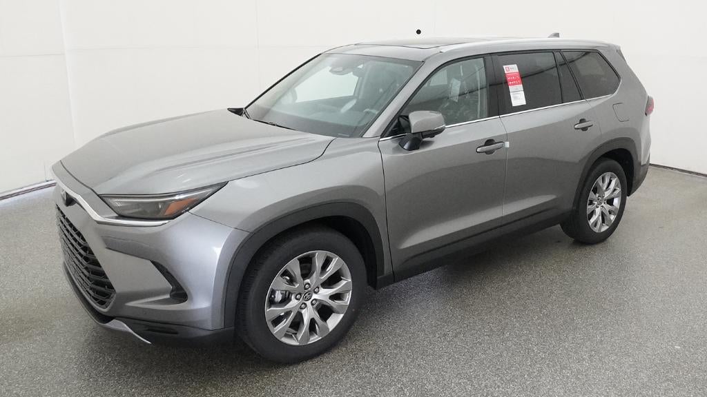 2026 Toyota Grand Highlander Hybrid Limited AWD's photo