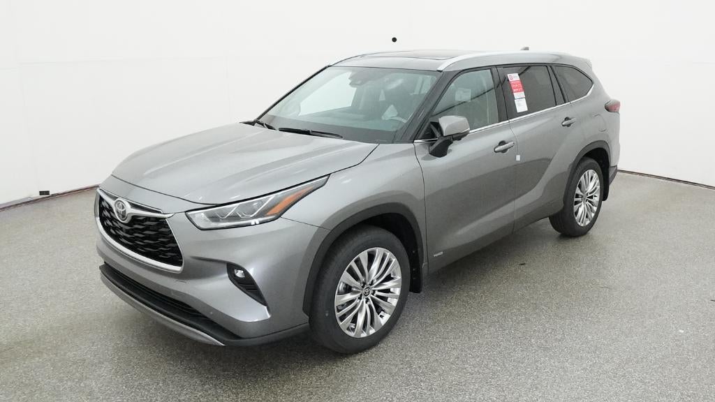 2026 Toyota Highlander Hybrid Platinum