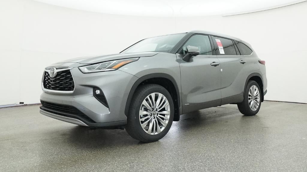2026 Toyota Highlander Hybrid Platinum
