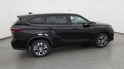 2026 Toyota Highlander Hybrid XLE