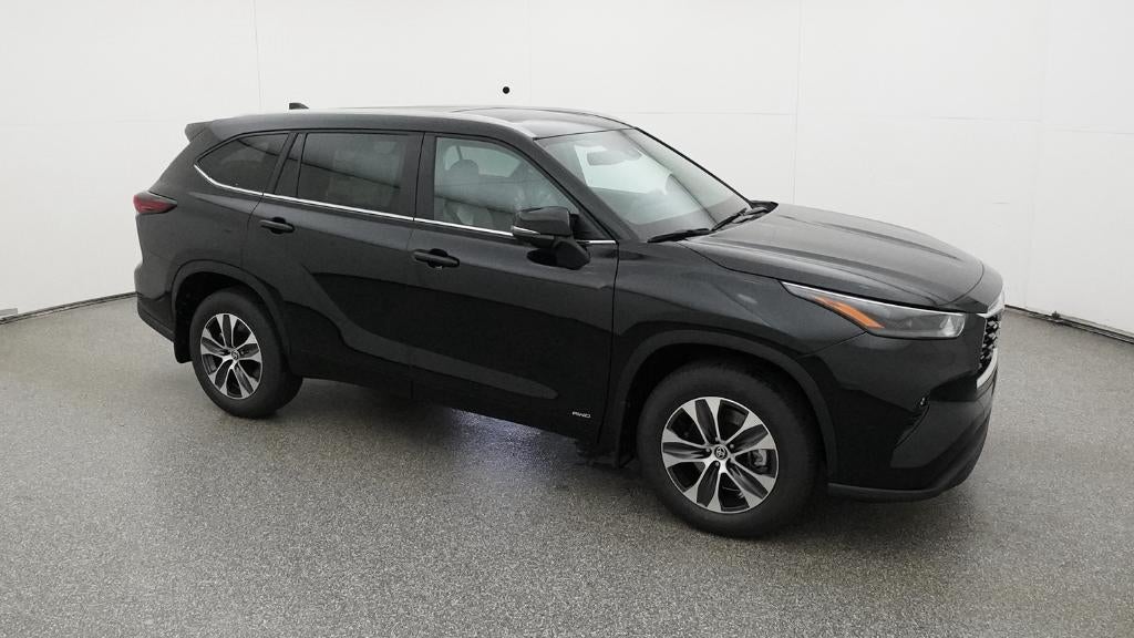 2026 Toyota Highlander Hybrid XLE