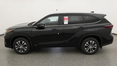 2026 Toyota Highlander Hybrid XLE