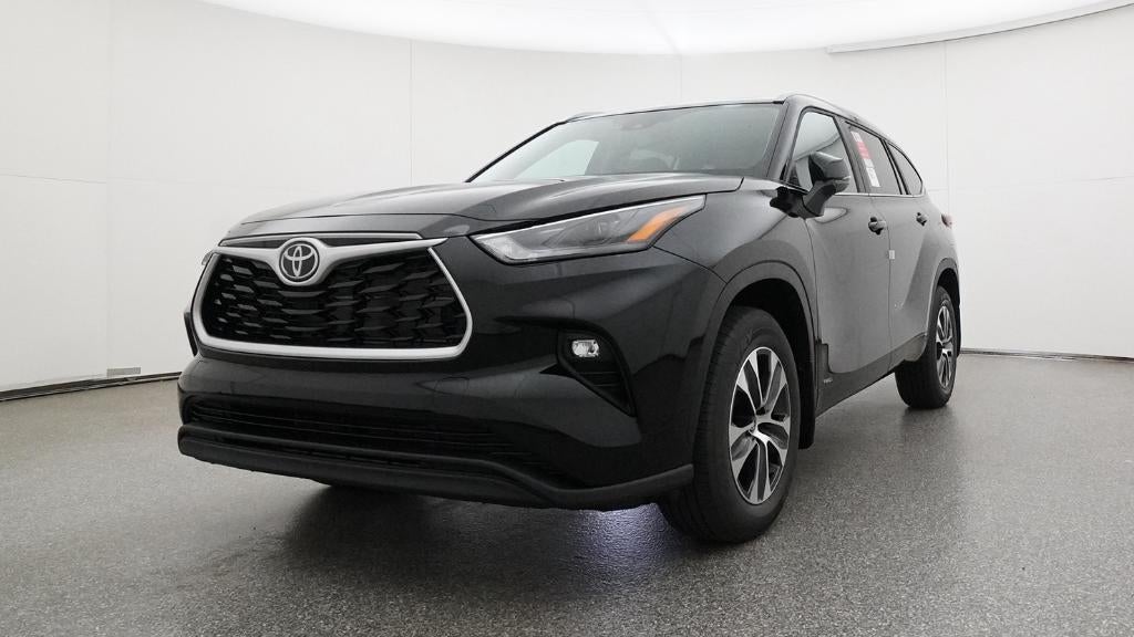 2026 Toyota Highlander Hybrid XLE