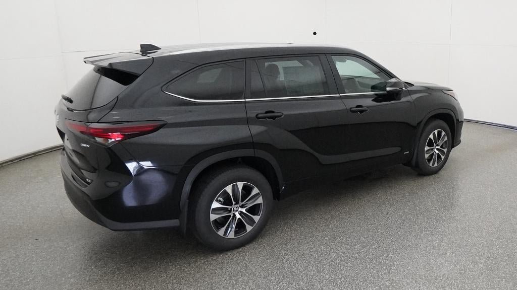 2026 Toyota Highlander Hybrid XLE