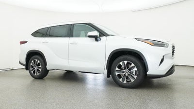 2026 Toyota Highlander XLE