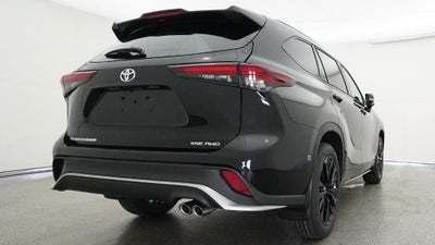 2026 Toyota Highlander XSE
