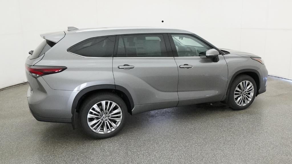 2026 Toyota Highlander Platinum
