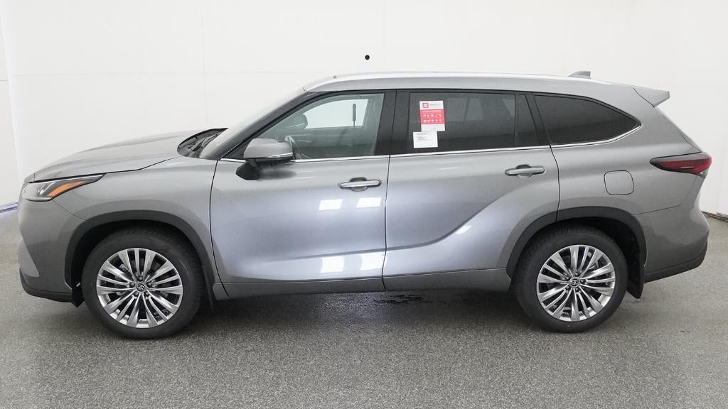 2026 Toyota Highlander Platinum