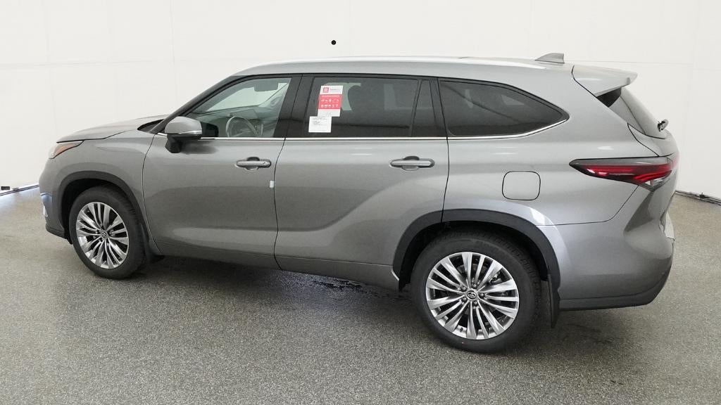 2026 Toyota Highlander Platinum