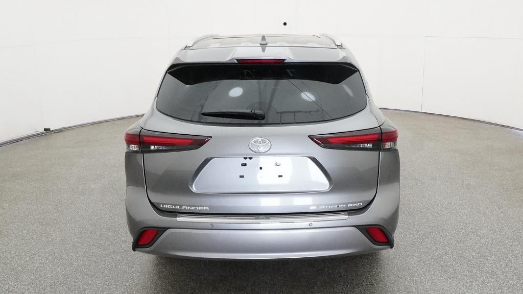 2026 Toyota Highlander Platinum