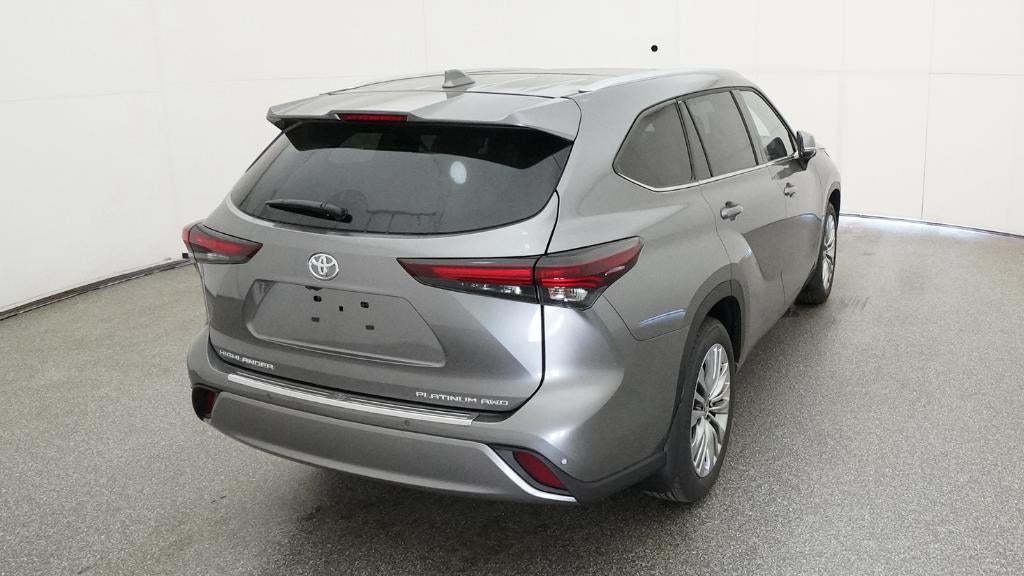 2026 Toyota Highlander Platinum