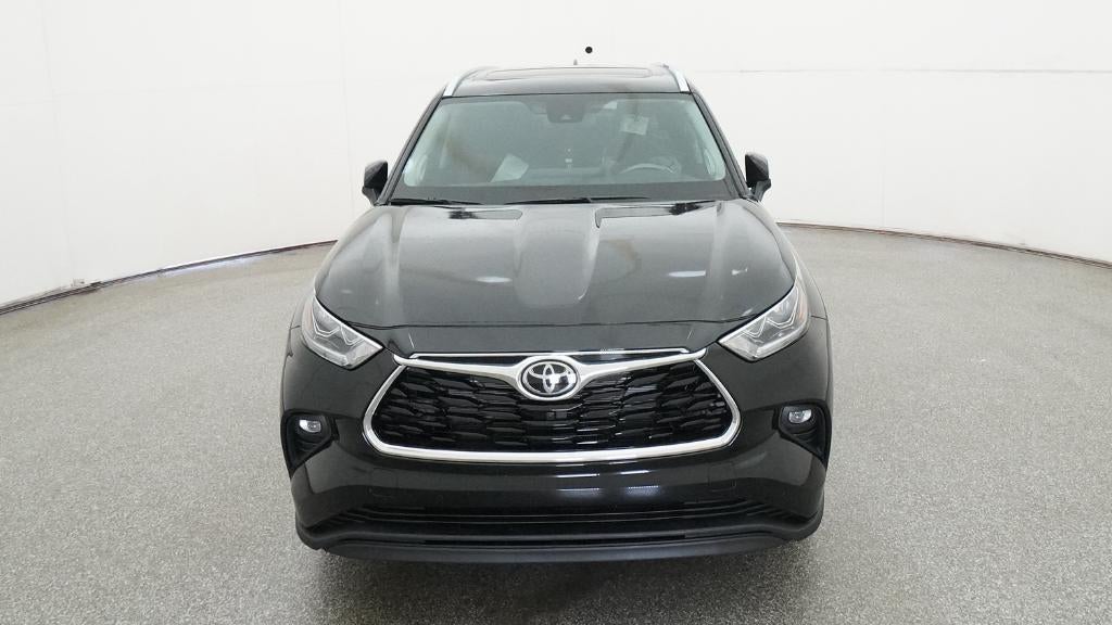 2026 Toyota Highlander Hybrid Limited