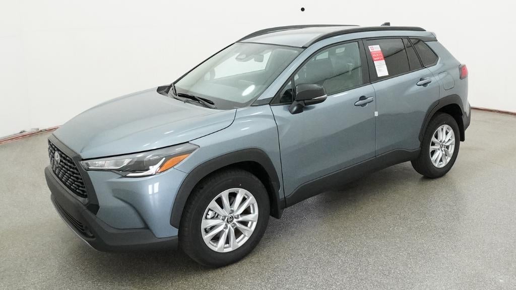 2025 Toyota Corolla Cross LE