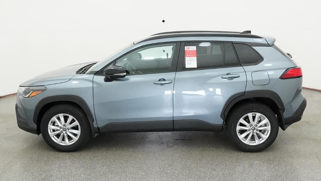 2025 Toyota Corolla Cross LE