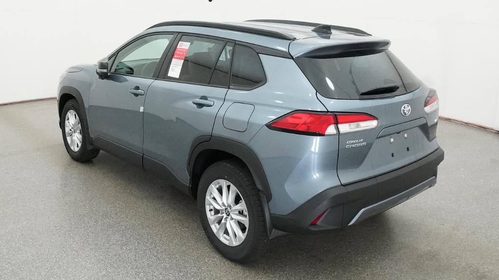 2025 Toyota Corolla Cross LE