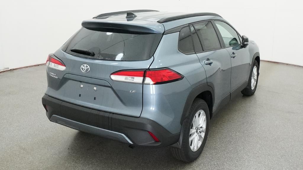 2025 Toyota Corolla Cross LE