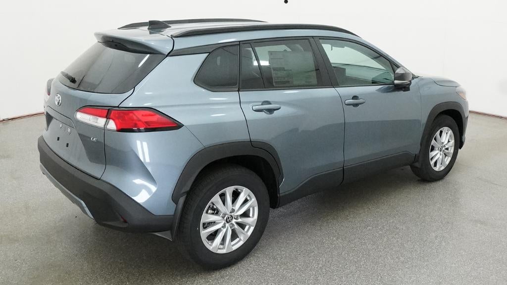 2025 Toyota Corolla Cross LE