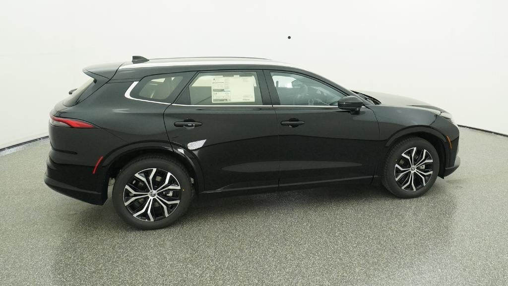 2025 Toyota Toyota Crown Signia XLE