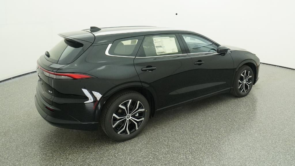 2025 Toyota Toyota Crown Signia XLE