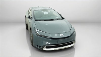 2027 Toyota Prius Plug-in Hybrid SE