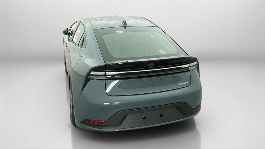 2027 Toyota Prius Plug-in Hybrid SE