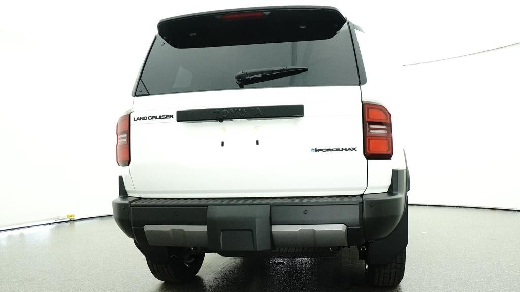 2026 Toyota Land Cruiser 4WD (Natl)