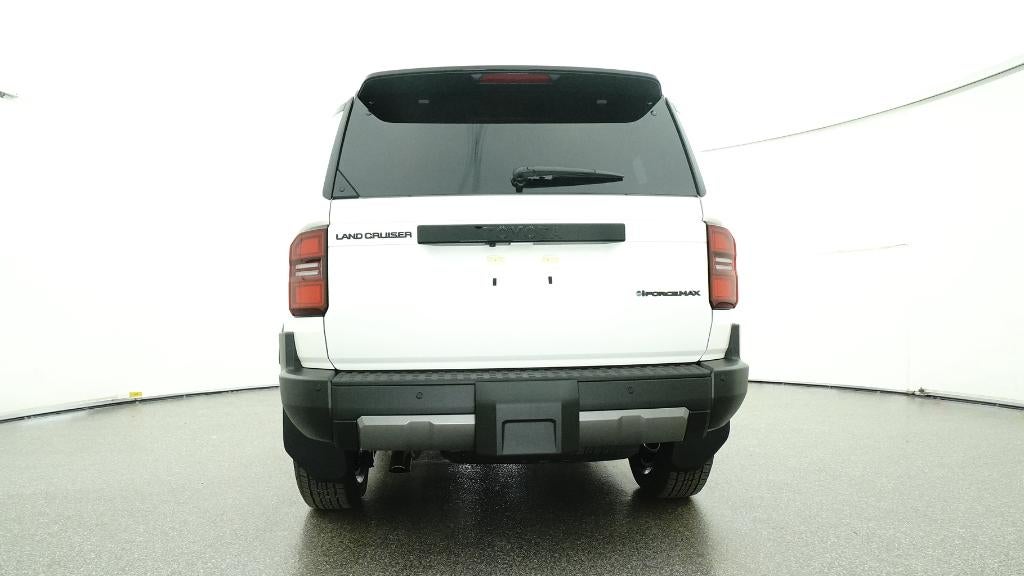 2026 Toyota Land Cruiser 4WD (Natl)