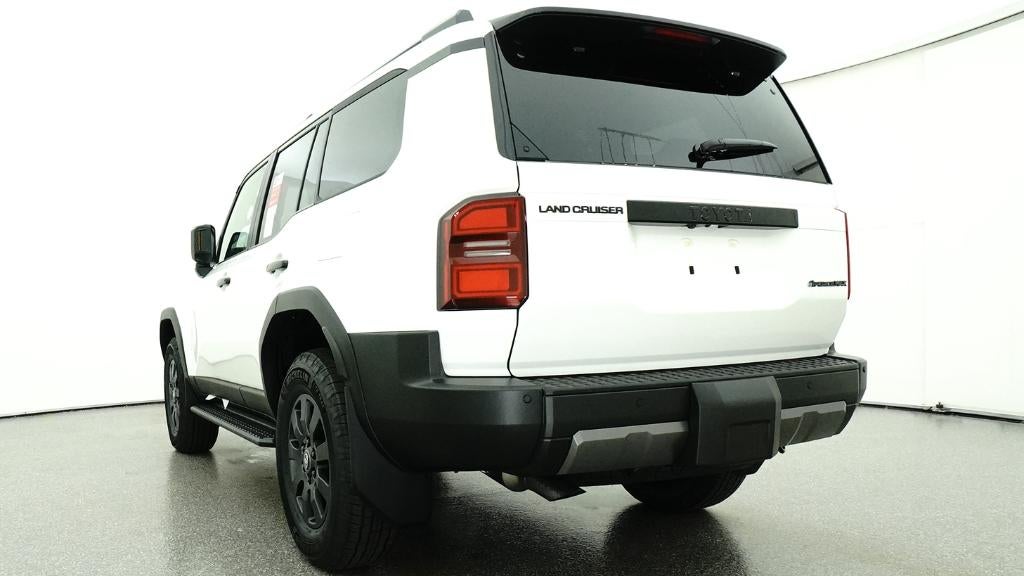 2026 Toyota Land Cruiser 4WD (Natl)