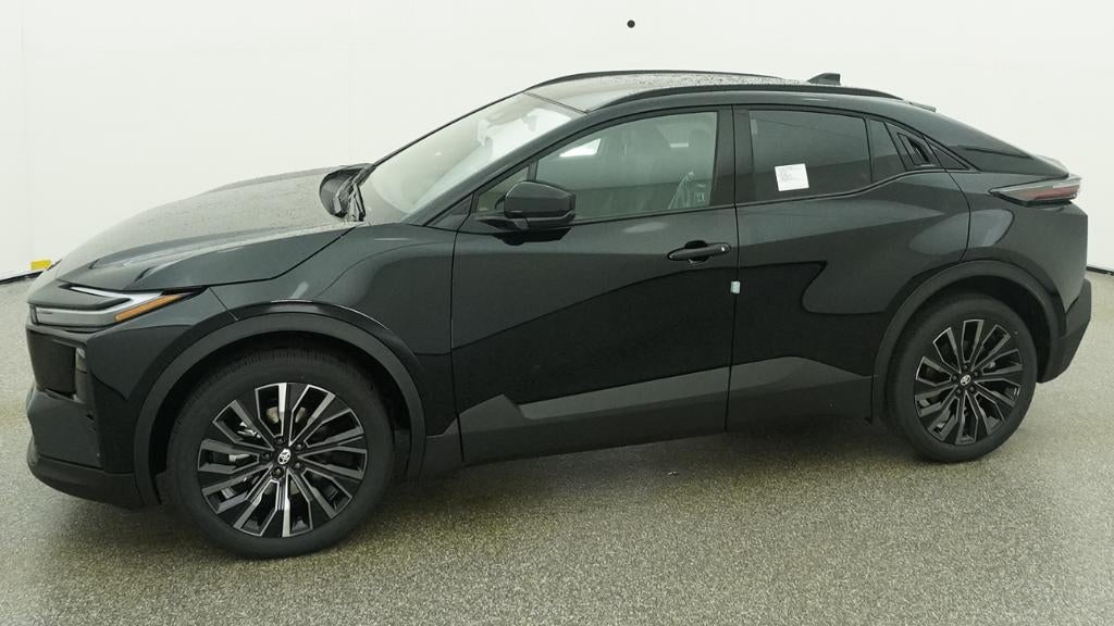 2026 Toyota C-HR XSE