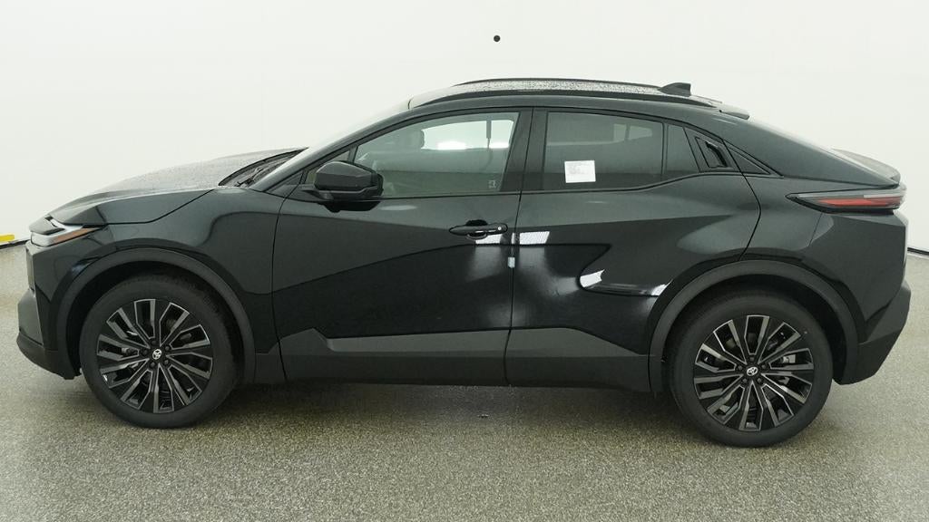 2026 Toyota C-HR XSE
