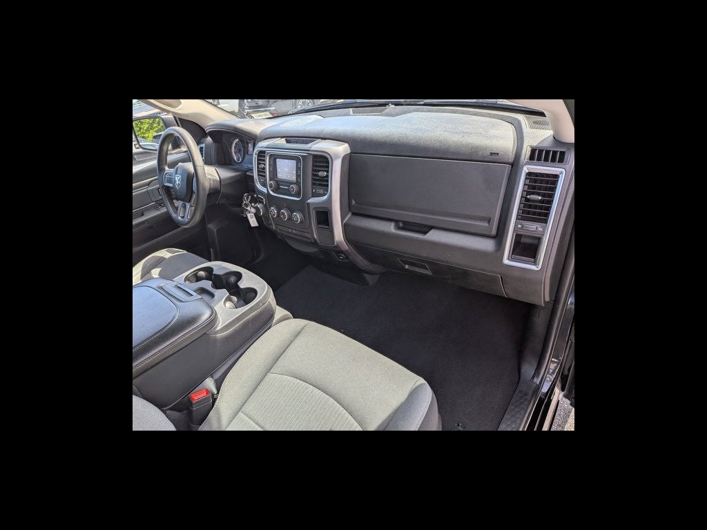 2024 RAM 1500 Classic SLT