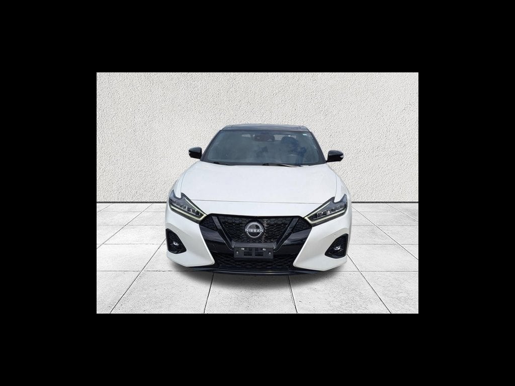 2023 Nissan Maxima SR