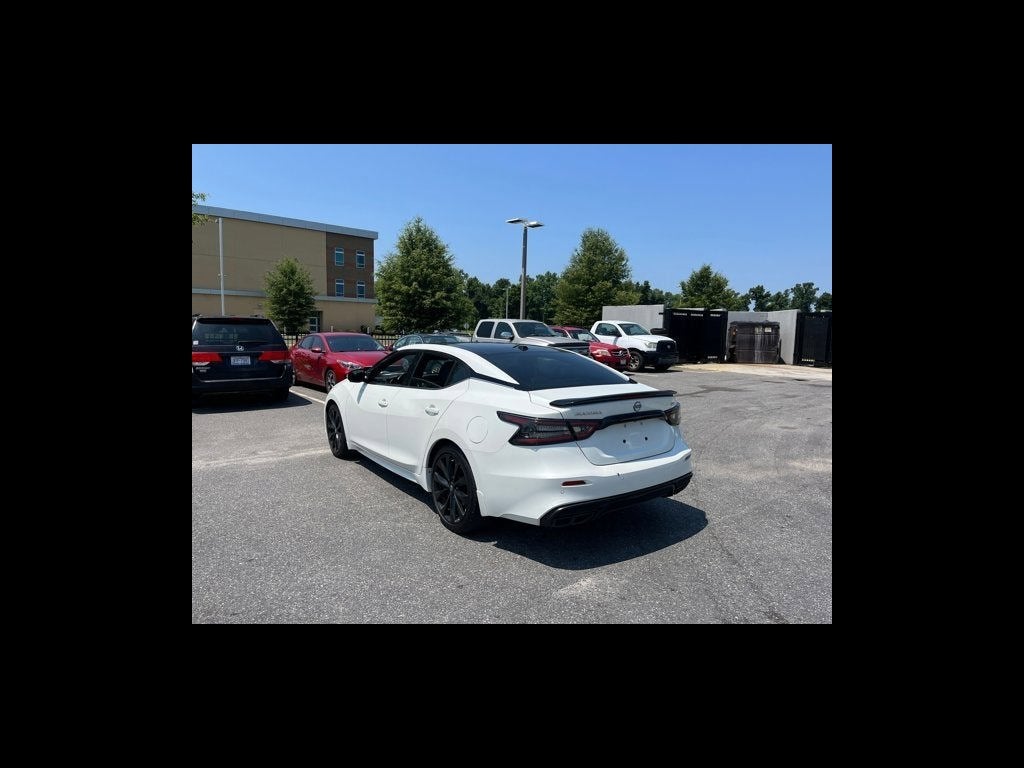2023 Nissan Maxima SR