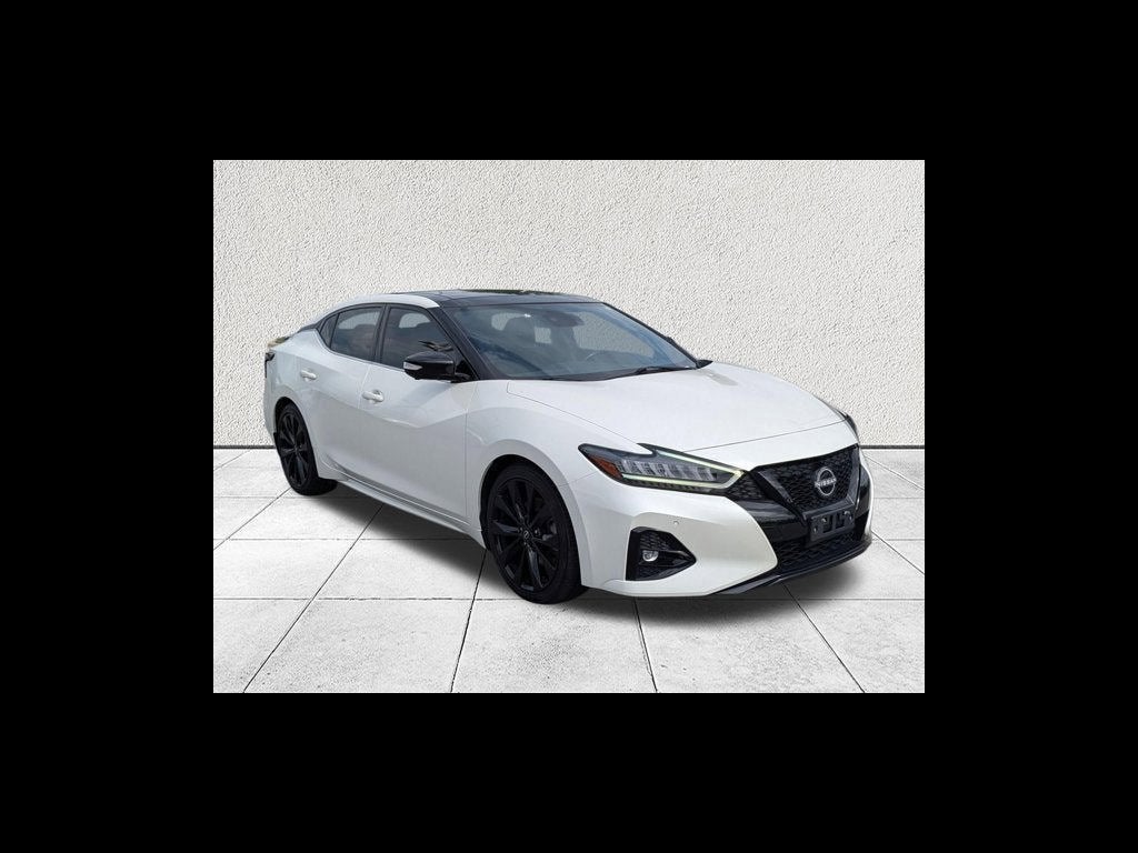 2023 Nissan Maxima SR