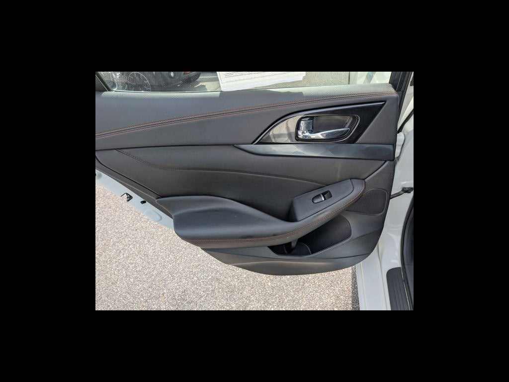 2023 Nissan Maxima SR