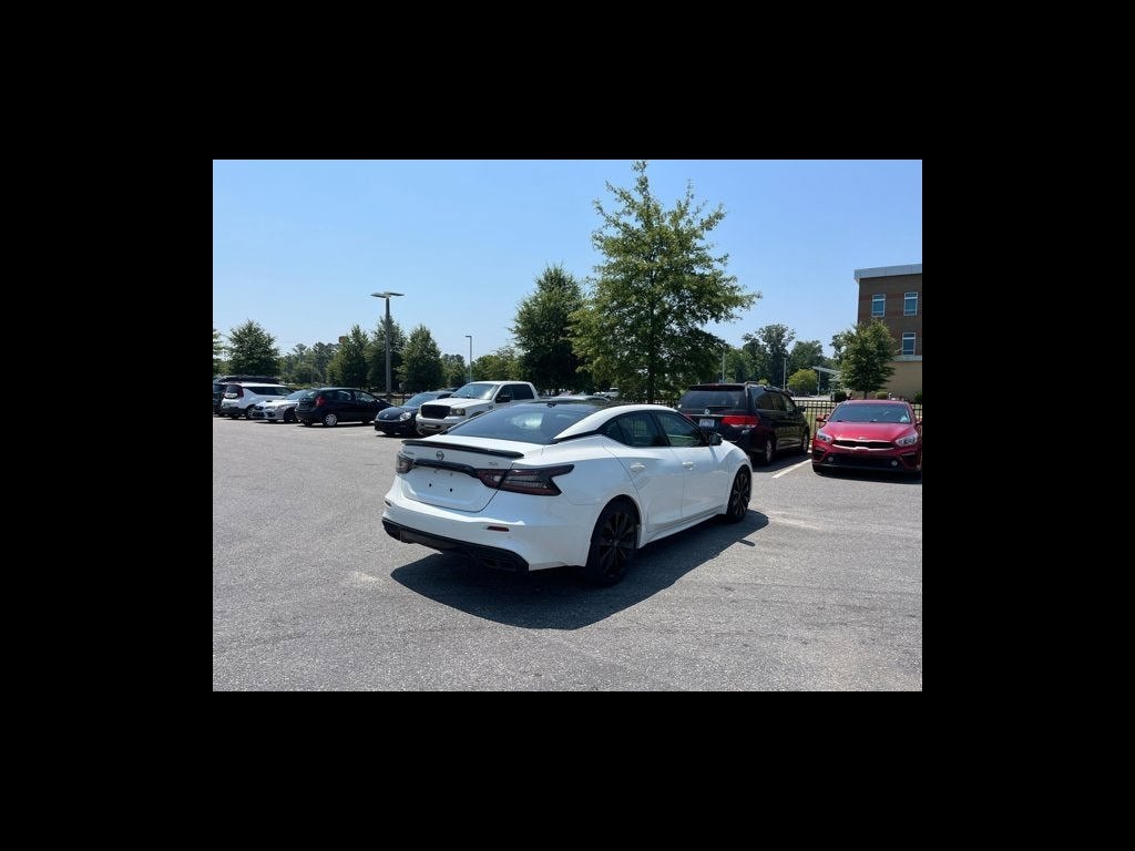 2023 Nissan Maxima SR