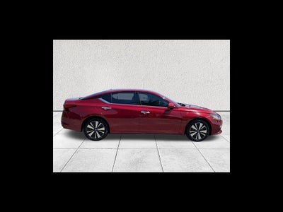 2021 Nissan Altima 2.5 SL
