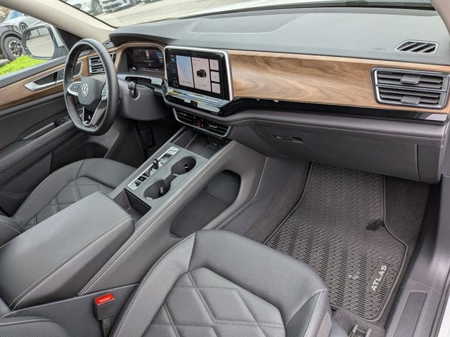 2024 Volkswagen Atlas 2.0T SE