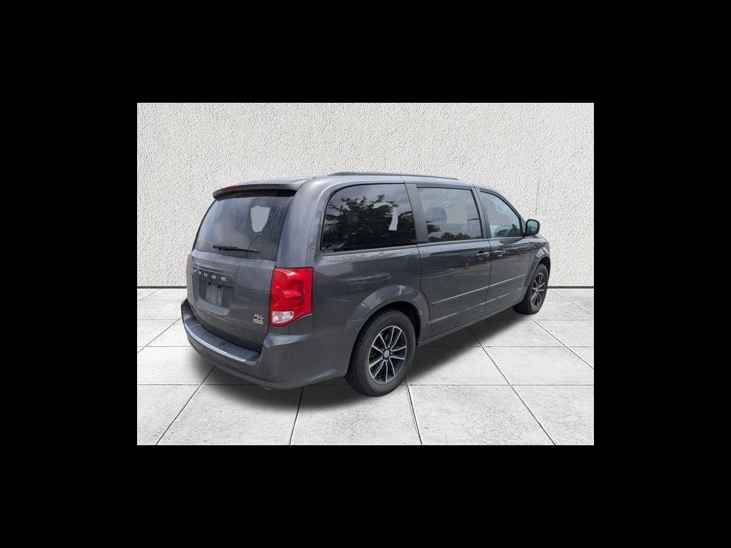 2016 Dodge Grand Caravan R/T
