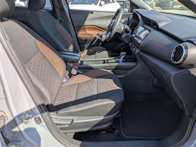 2021 Nissan Kicks SR